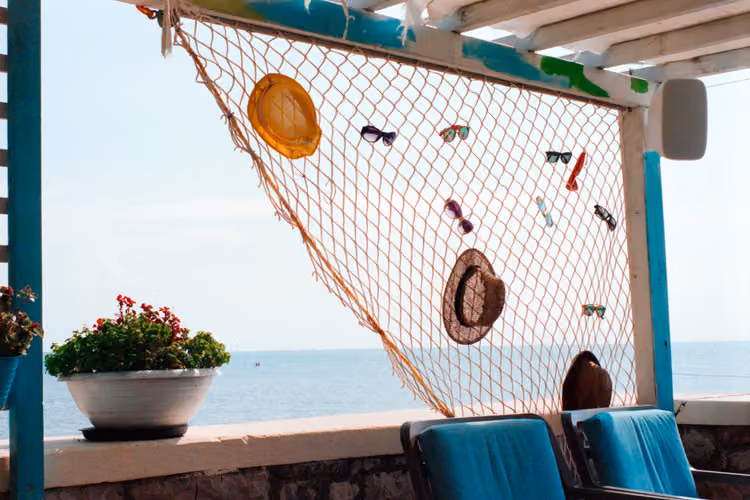 Strandbar-Aussicht bei Ulag, Kroatien