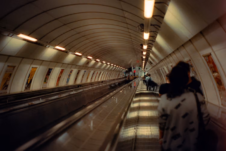 Rolltreppe in der Prager U-Bahn
